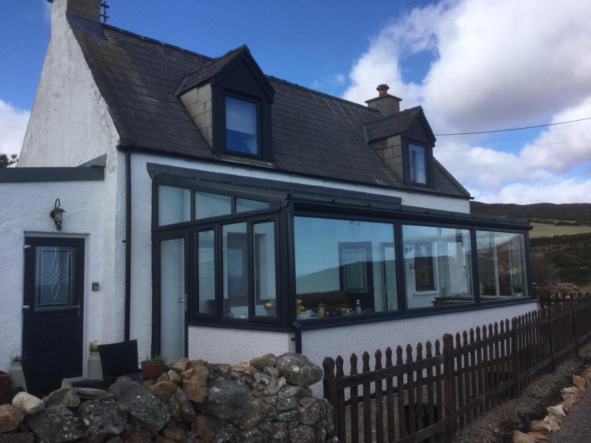 Piper'S Cave Bed And Breakfast Helmsdale Exteriör bild