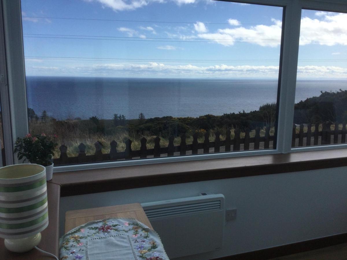 Piper'S Cave Bed And Breakfast Helmsdale Exteriör bild