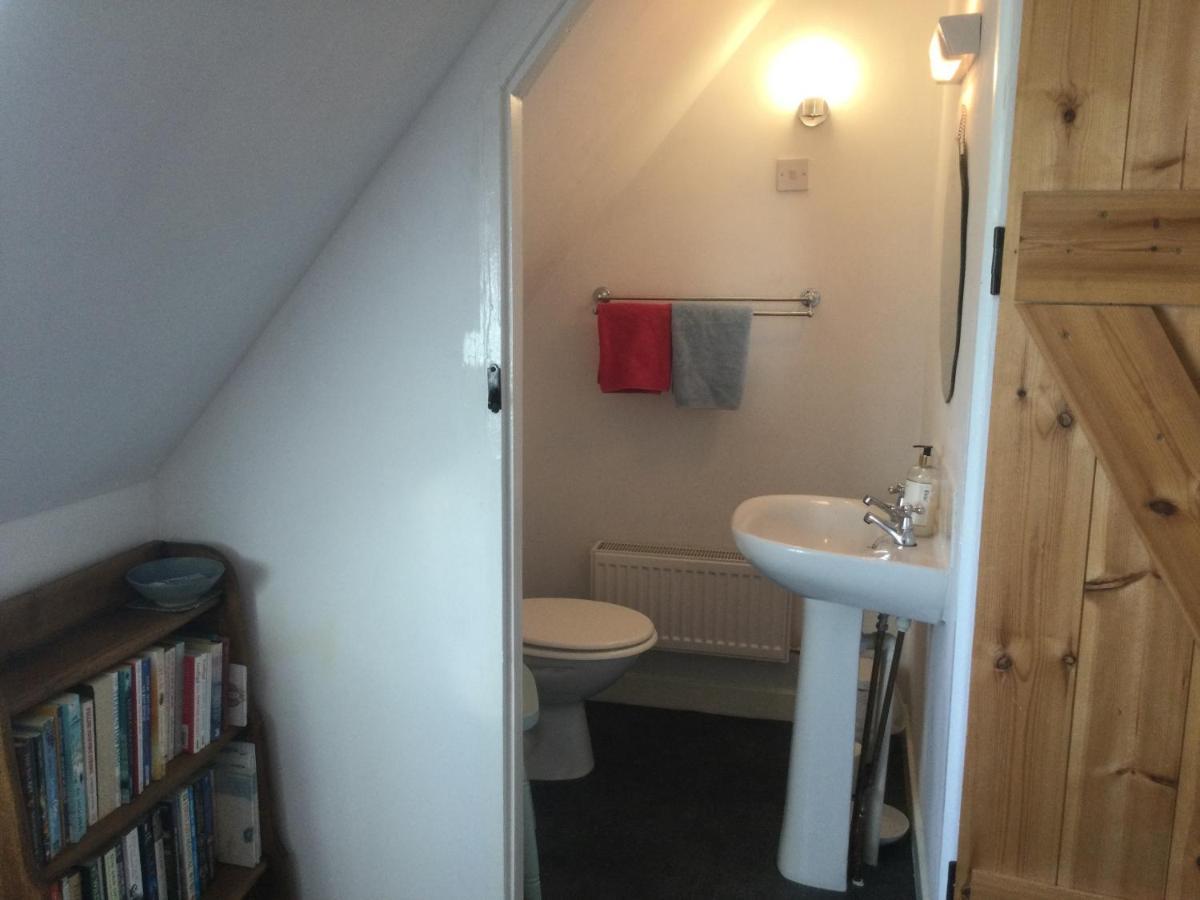 Piper'S Cave Bed And Breakfast Helmsdale Exteriör bild